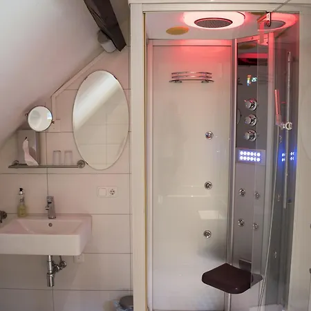 Bed & Breakfast P & P Leudal